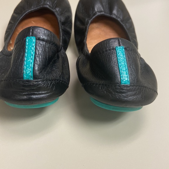 89. Tieks Ballerina Flats sz 7 - Picture 6 of 12